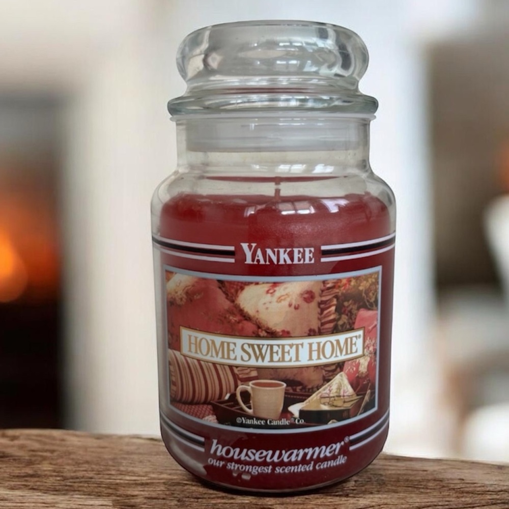Yankee Candle Jar Home Sweet Home Rare Vintage Black Band Burgundy Mauve Red